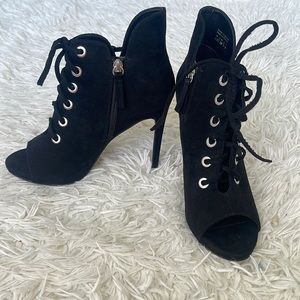Aldo Black Lace Up Stiletto Ankle Boots Booties Size 7.5